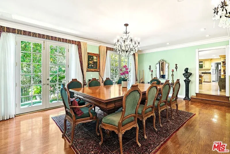 3541 Westfall Drive, Los Angeles, California, United States. - Photo 9