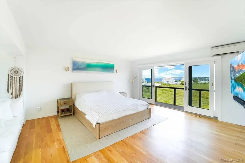548 Dune Road, Westhampton Beach, New York, United States. - Photo 19