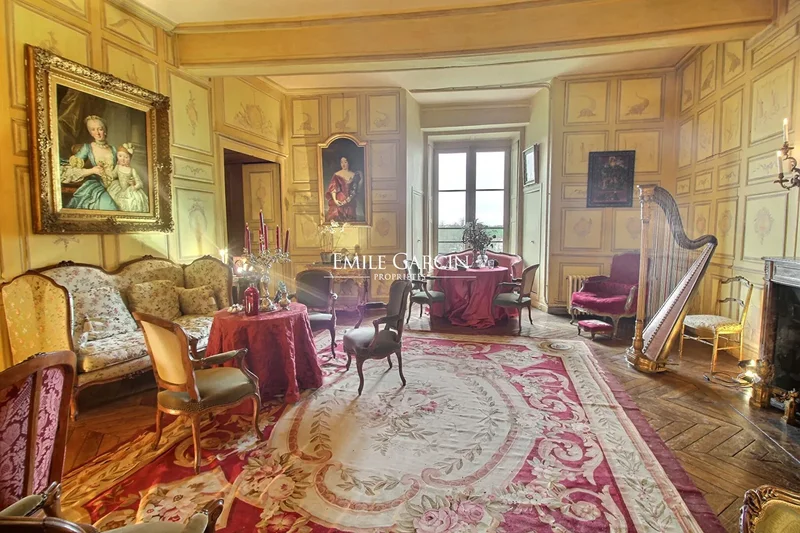 58000 Nevers, France, Nevers, Bourgogne-Franche-Comté, France. - Photo 8