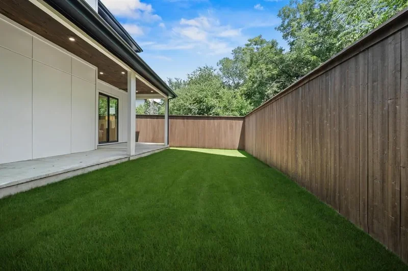 1946 Calypso Street, Dallas, Texas, United States. - Photo 34