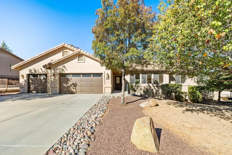 844 Thicket LN , Prescott, AZ 86305, Prescott, Arizona, United States. - Photo 2