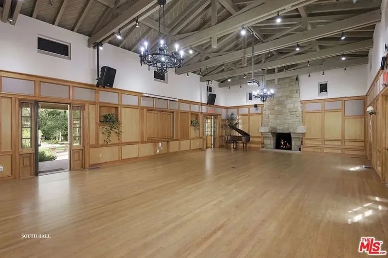249 Lambert Road, Carpinteria, California, United States. - Photo 44