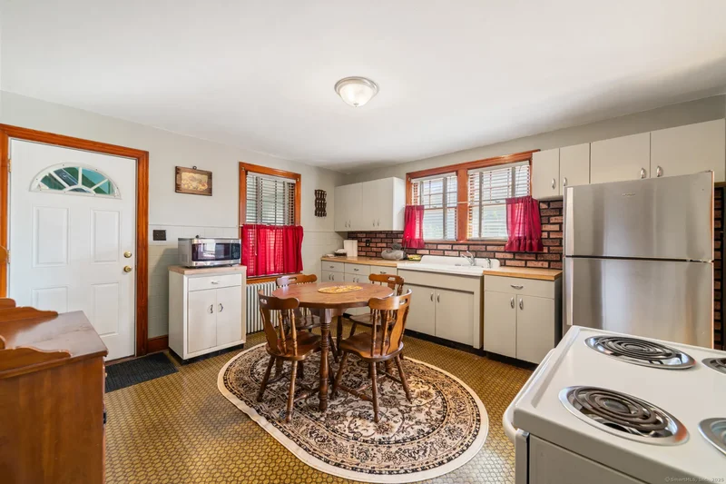 111 High Street, Derby, Connecticut, United States. - Photo 10