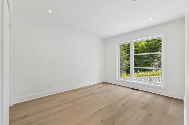 120 Allée Pangman, Mont-Tremblant, Quebec, Canada. - Photo 22
