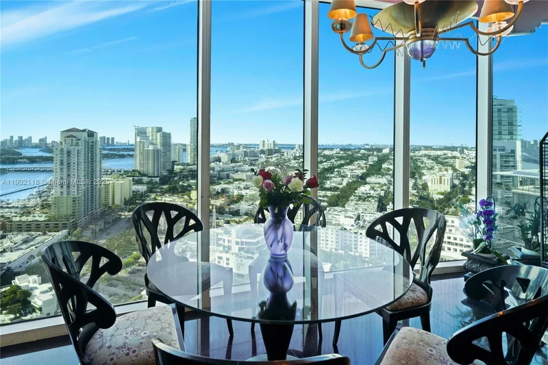 300 S Pointe Dr TH 3103, Miami Beach, Florida, United States. - Photo 20