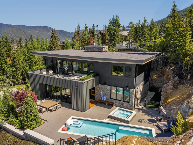 2932 Ancient Cedars Lane, Whistler, BC, CANADA, Whistler, British Columbia, Canada. - Photo 21
