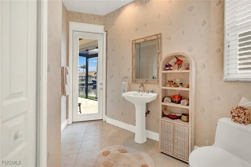 1700 Los Alamos Drive, Punta Gorda, FL 33950, Charlotte Park, Florida, United States. - Photo 40