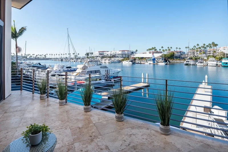 25 The Point, Coronado, California, United States. - Photo 7