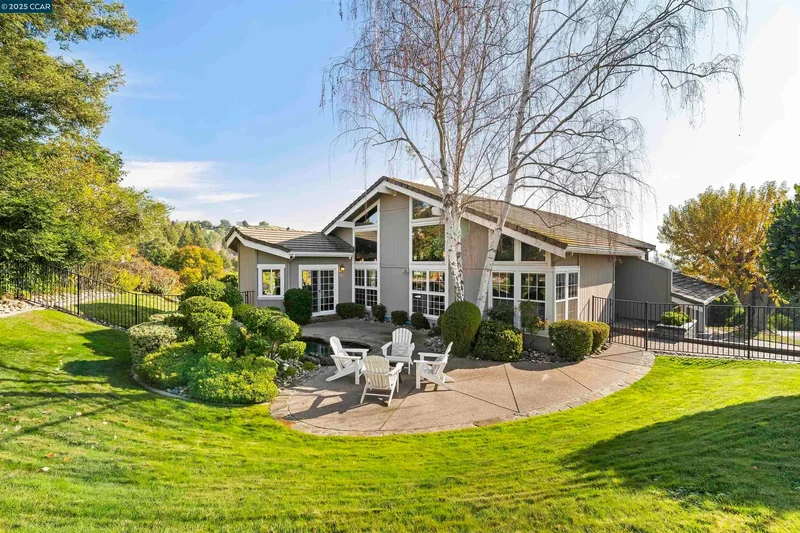392 Paraiso Dr, Danville, California, United States. - Photo 57