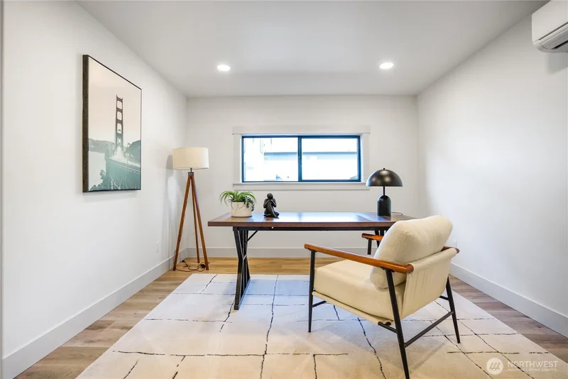11647 Beacon Avenue S, Seattle, WA 98178, Tukwila, Washington, United States. - Photo 8