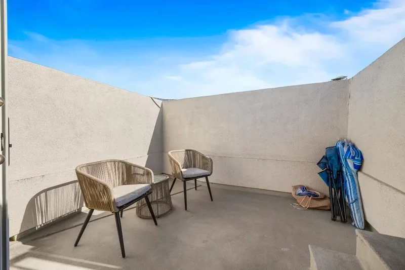 208 Capitola Avenue, Capitola, California, United States. - Photo 36