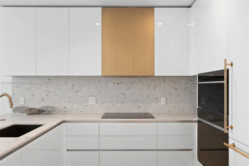 2678 Tigertail Ave 615, Miami, Florida, United States. - Photo 19