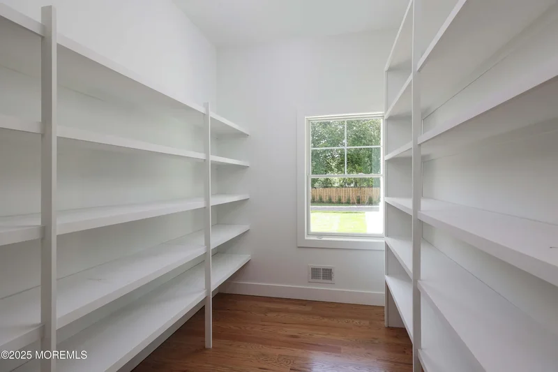 1 Clifford Graves Court, Red Bank, New Jersey, United States. - Photo 13