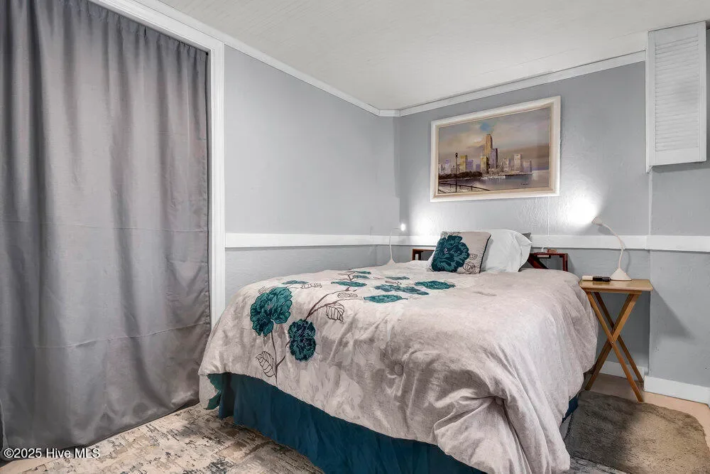 1207 N Topsail Drive, Surf City, North Carolina, United States. - Photo 54
