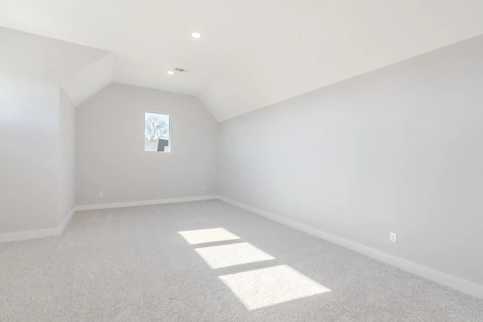5 Edgewood Circle, Montgomery, TX 77356, Montgomery, Texas, United States. - Photo 31