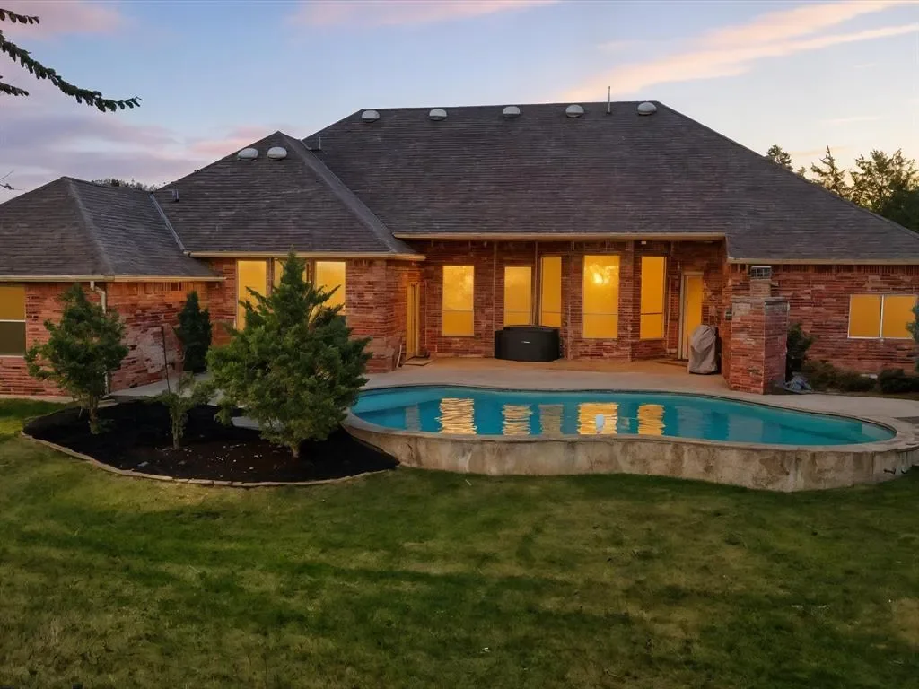 1180 Bailey Circle, Edmond, OK 73025, Edmond, Oklahoma, United States. - Photo 10