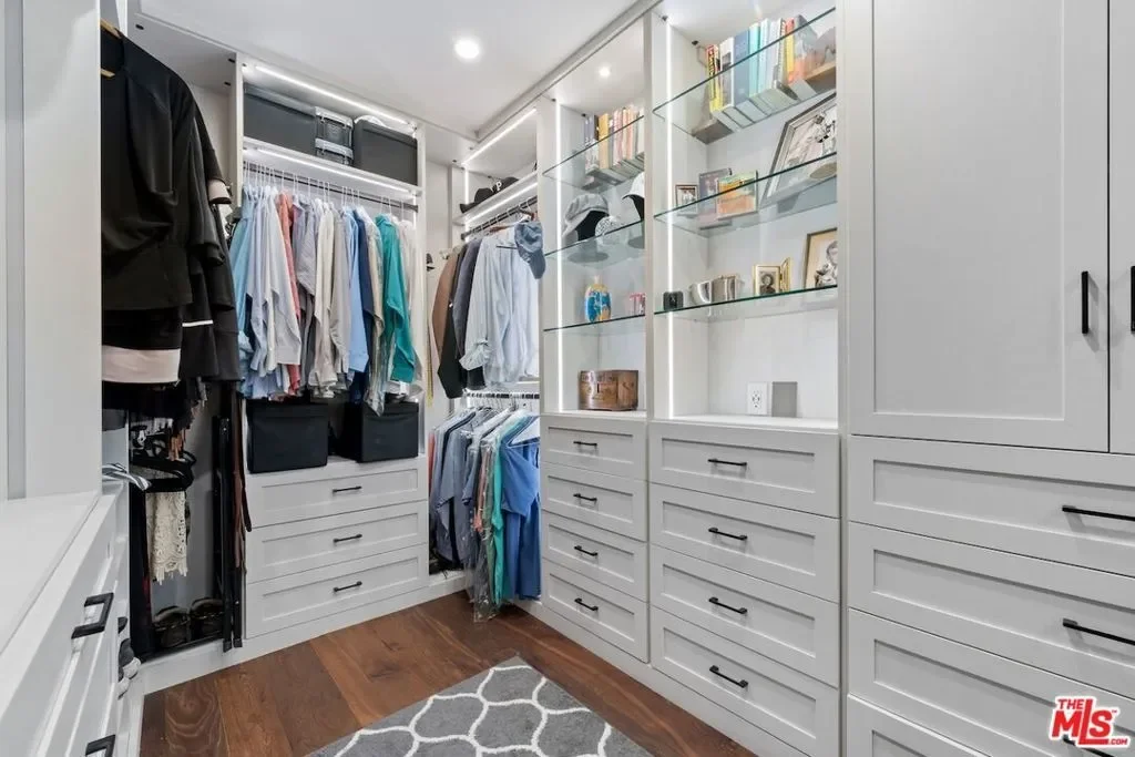 2612 Montana Avenue 1, Santa Monica, California, United States. - Photo 8