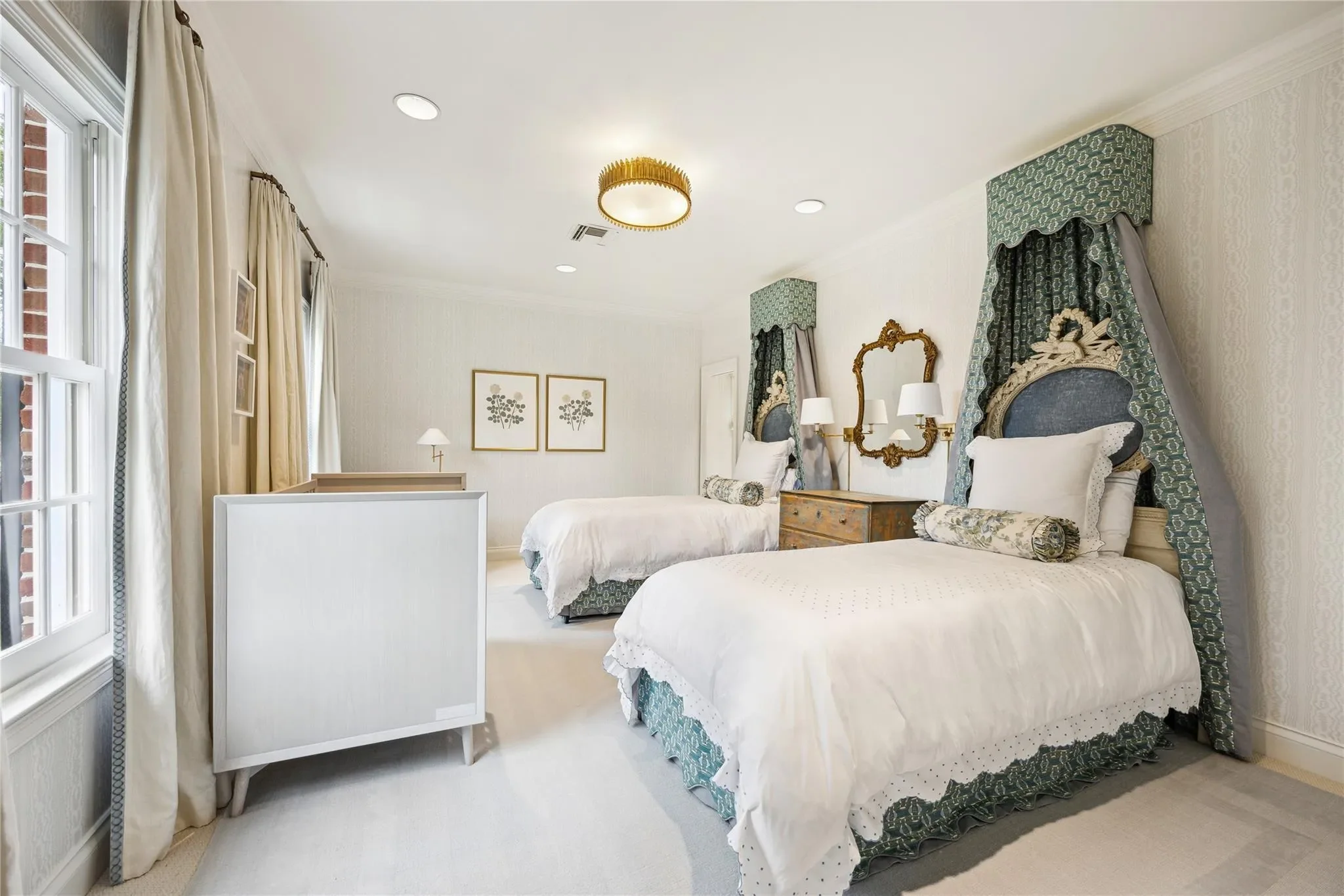 2413 Brentwood Drive, Houston, Texas, United States. - Photo 34