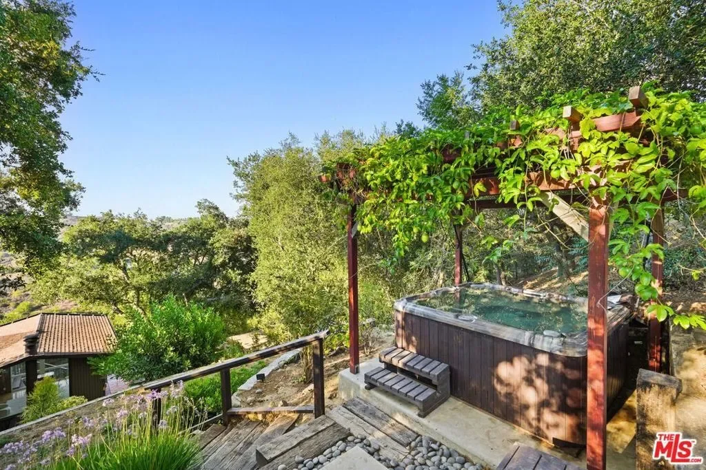 21956 Cereza Way, Topanga, California, United States. - Photo 61