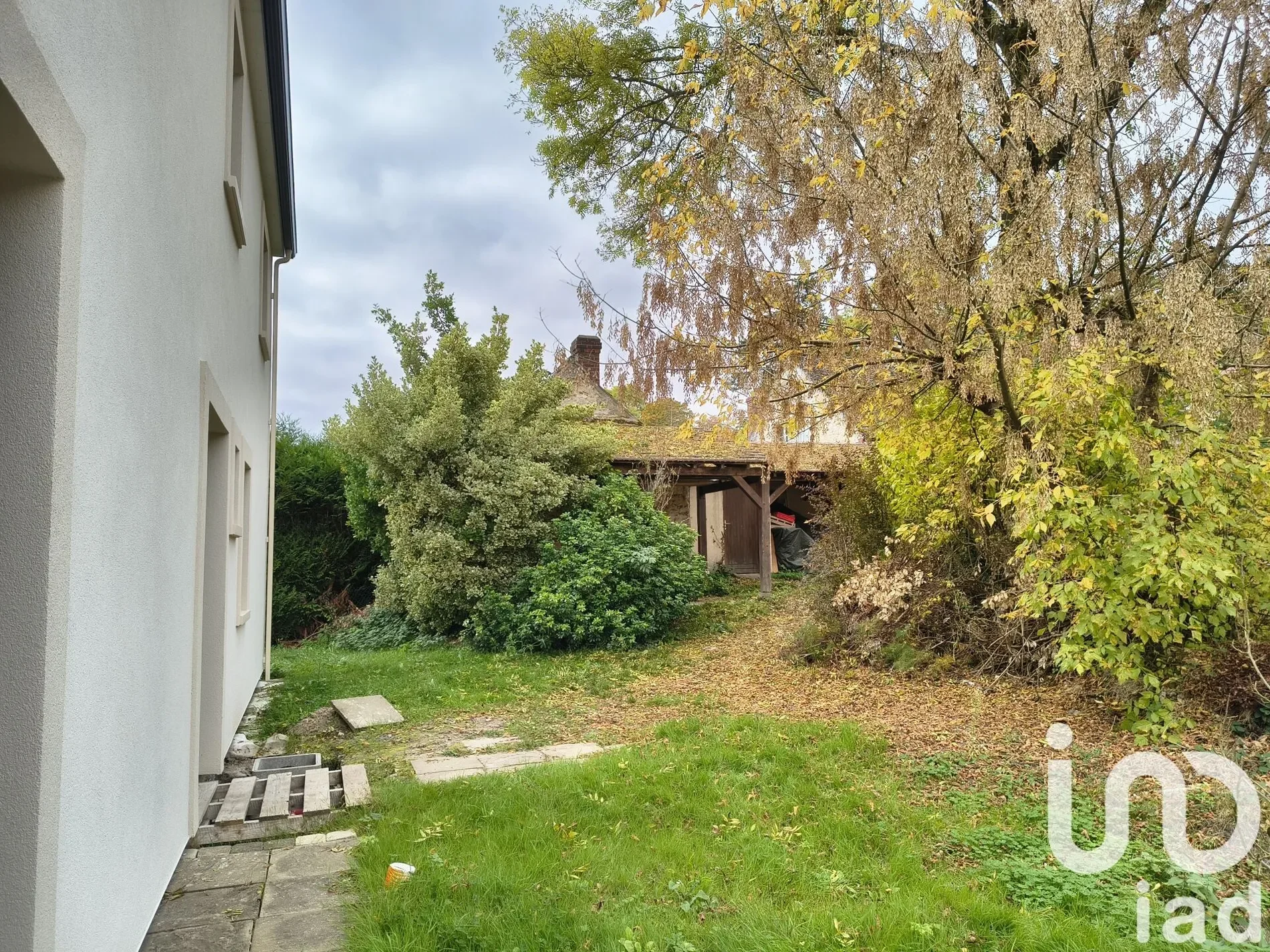 Exterior photo 8