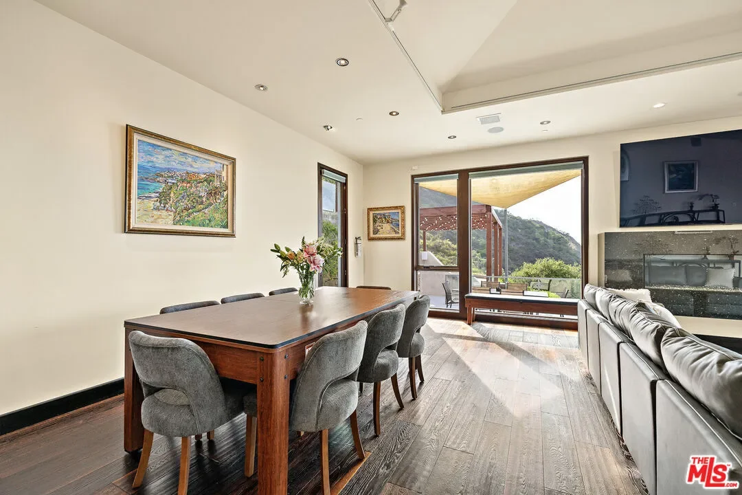 25155 Piuma Rd, Malibu, California, United States. - Photo 19