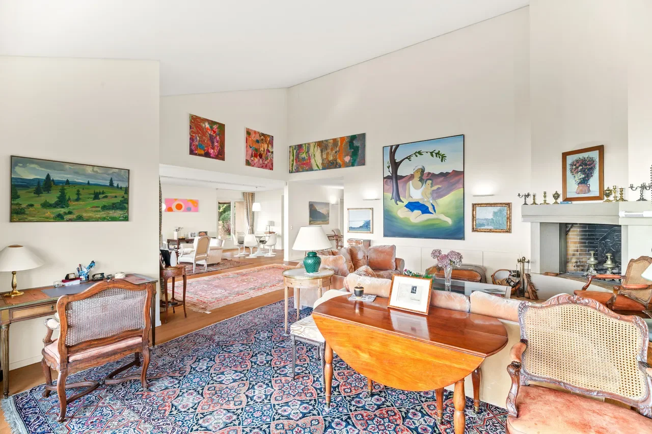 Gallery photo 10