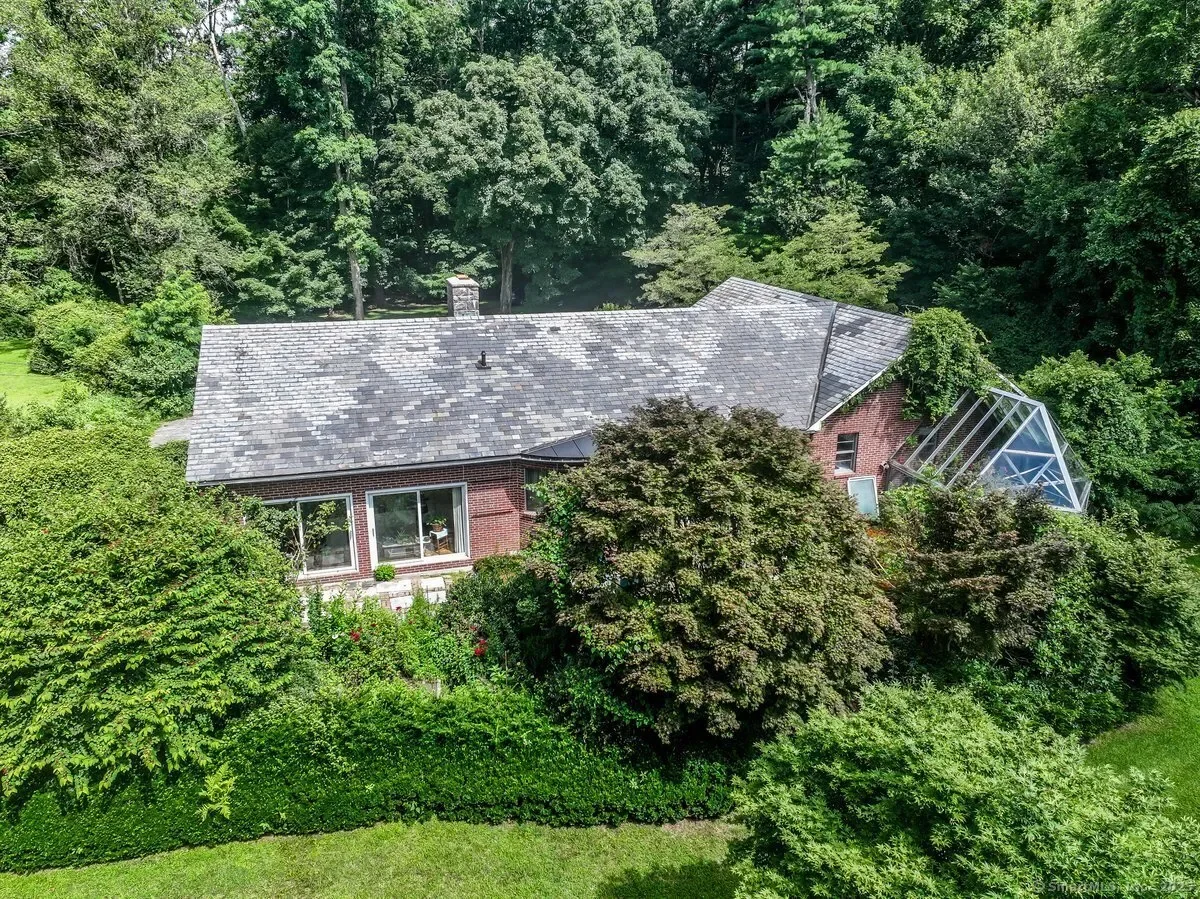 32 Locust Road, Greenwich, Connecticut, United States. - Photo 33