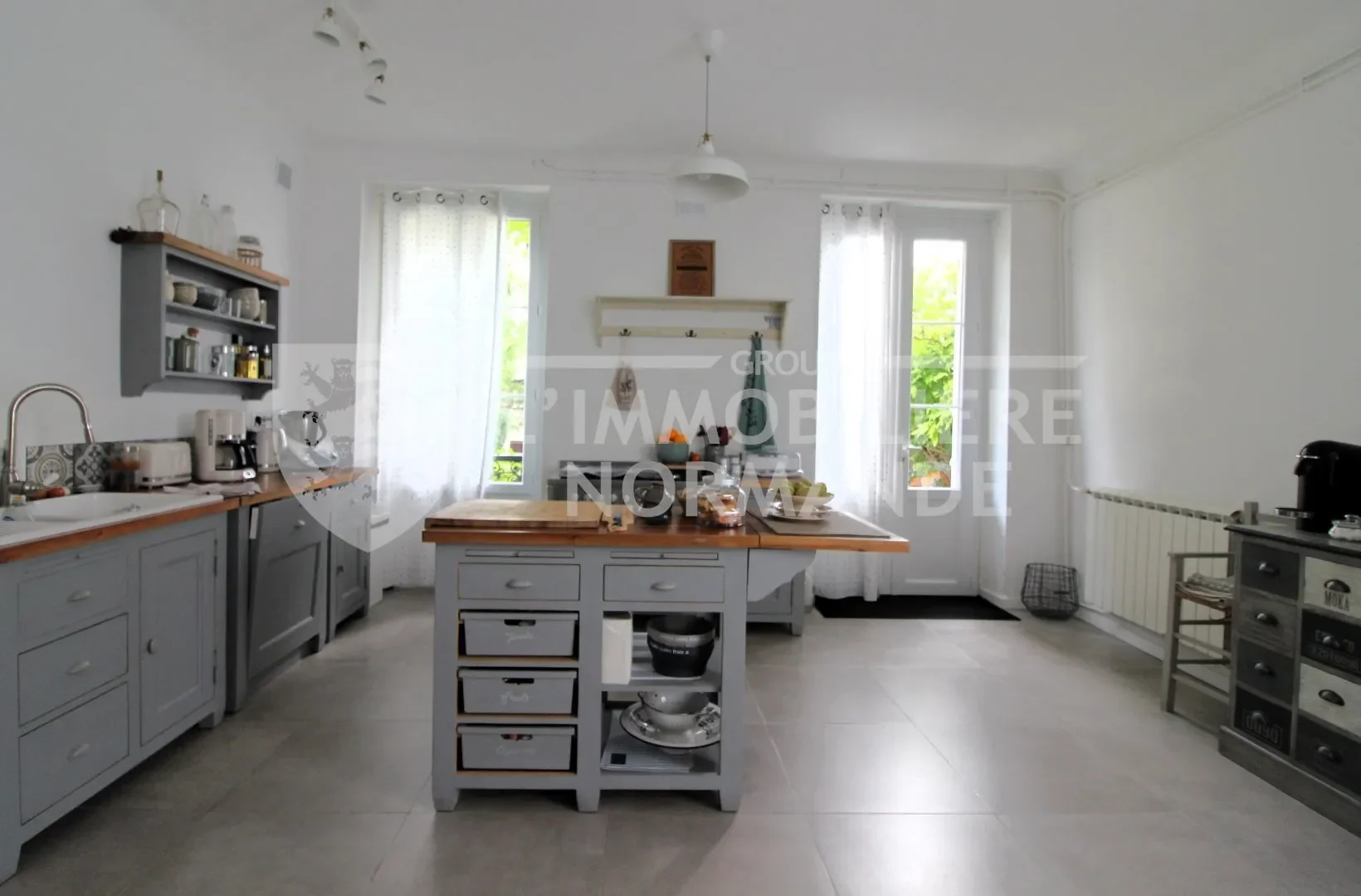Gallery photo 2