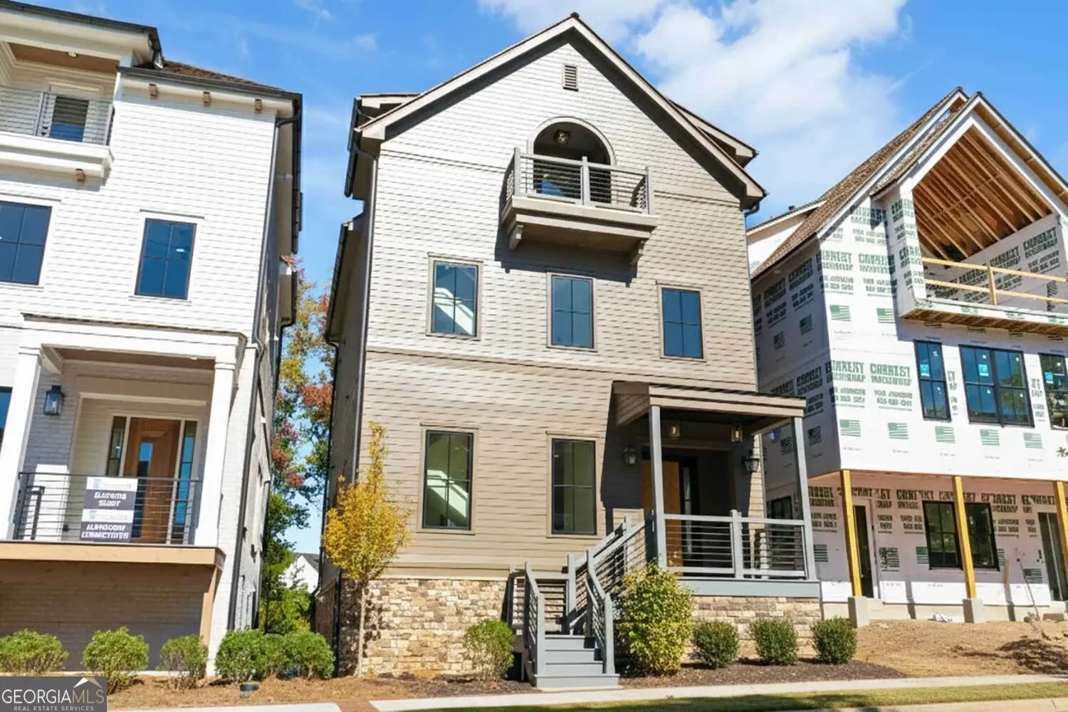 Exterior photo 6