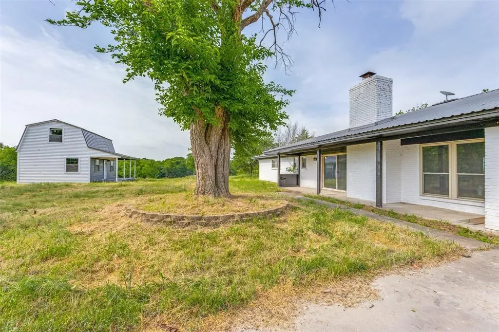 738 Campground Road, Sherman, Texas, United States. - Photo 8