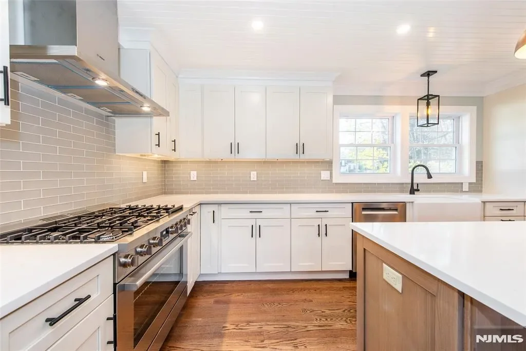 44 4th Avenue, Roseland, NJ 07068, Roseland, New Jersey, United States. - Photo 9