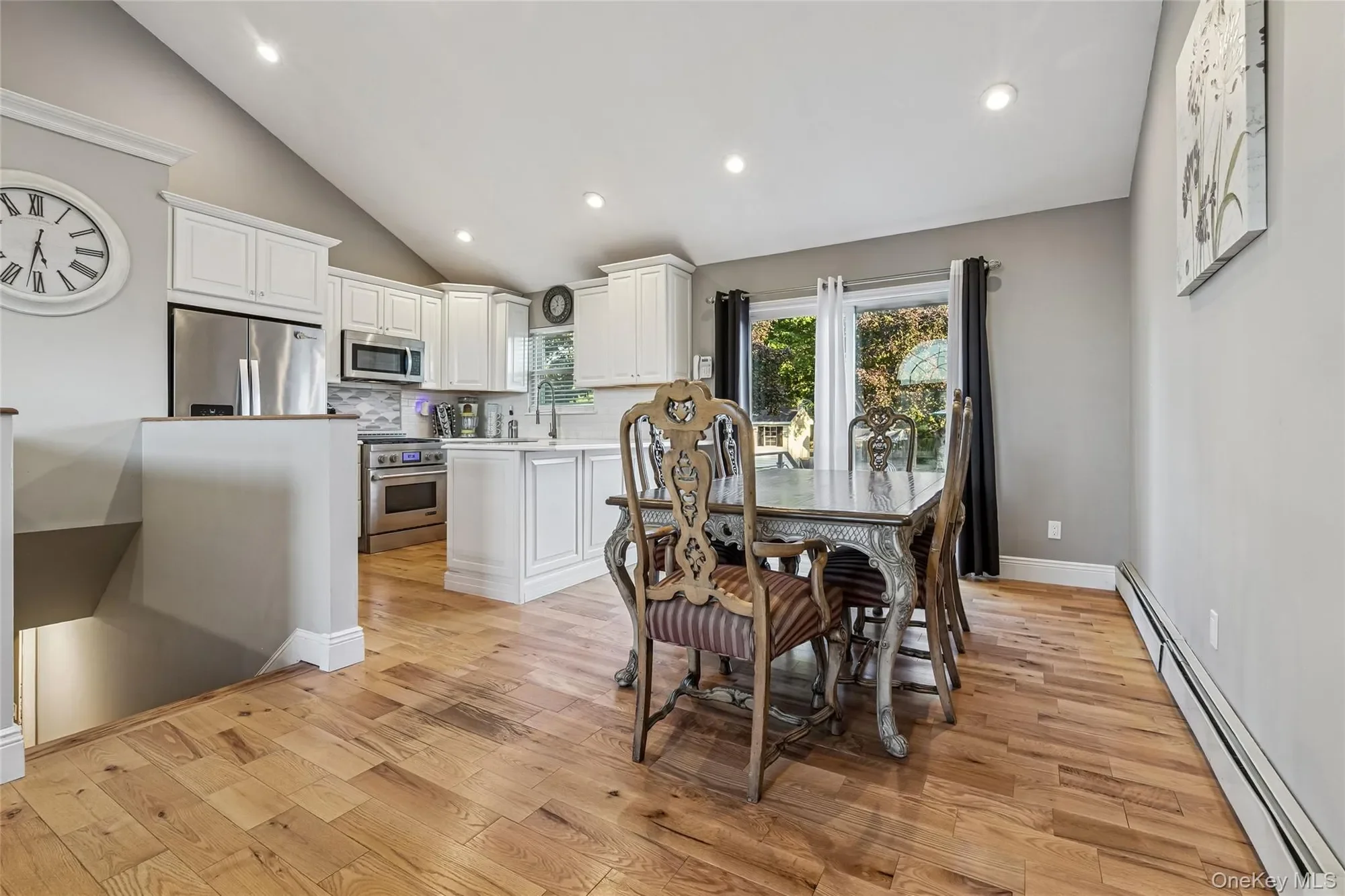 45 Meadow Court, Manorville, New York, United States. - Photo 11