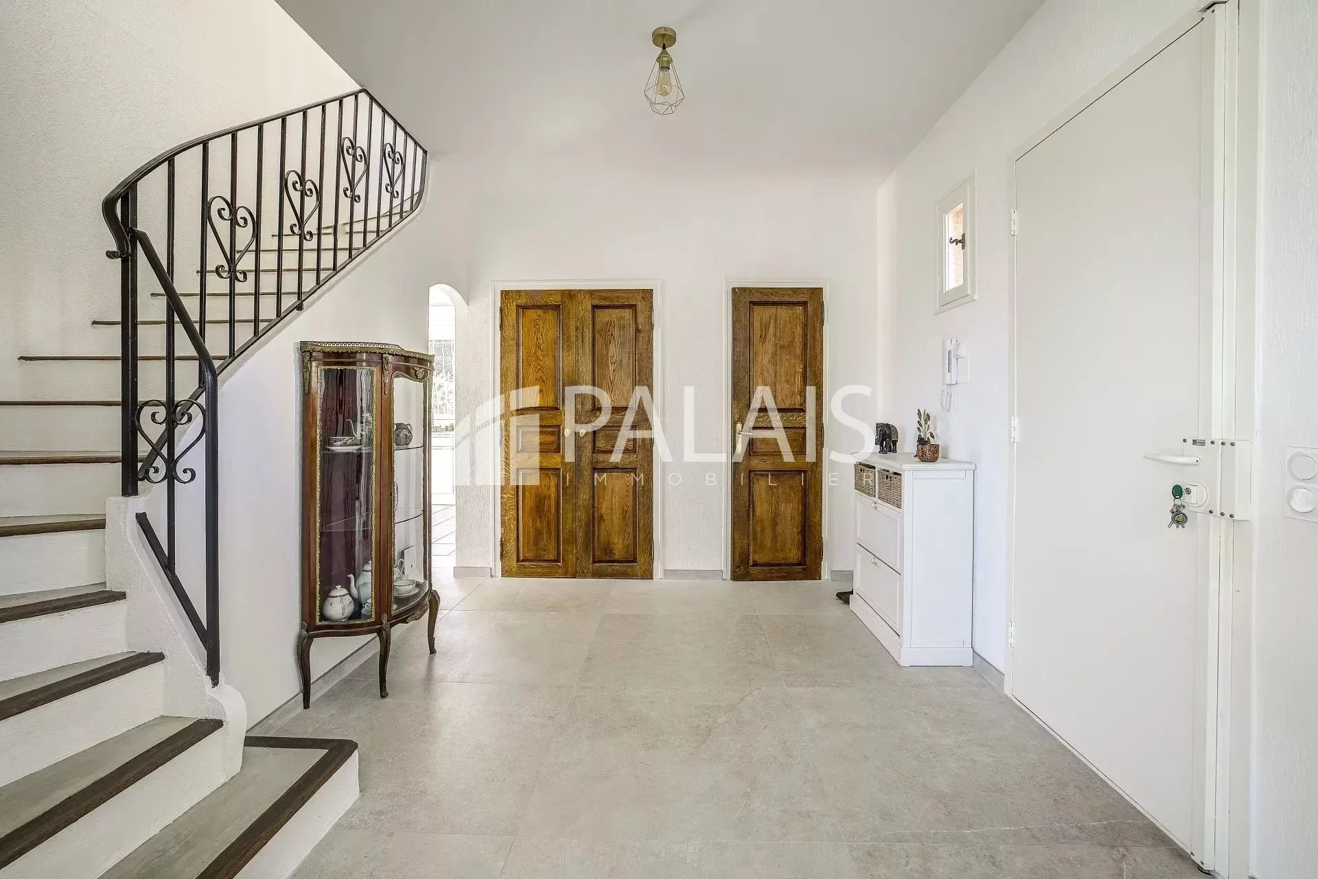 Gallery photo 4