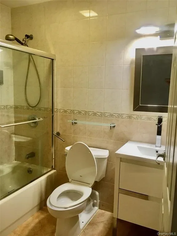 3 Bedrooms Condominium