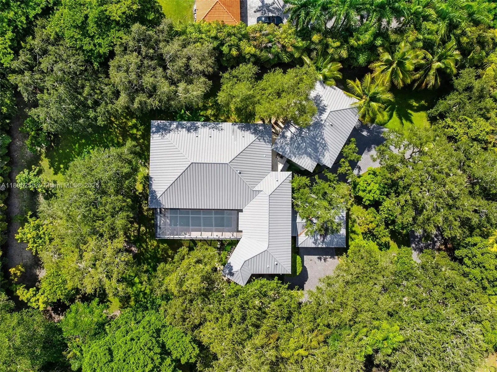8923 Ludlam Rd., Coral Gables, Florida, United States. - Photo 53