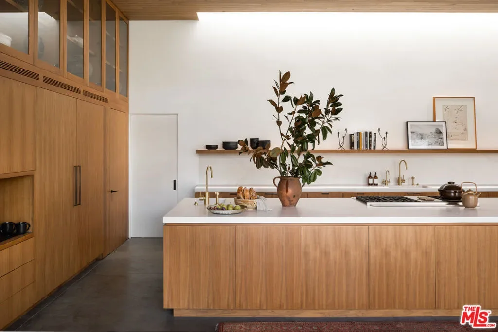 6708 Wildlife Road, Malibu, California, United States. - Photo 17