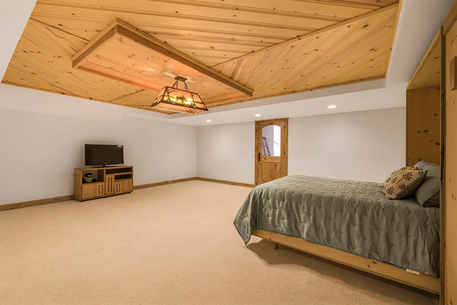 450 E Oatgrass Road , Jackson, WY 83001, Jackson, Wyoming, United States. - Photo 37