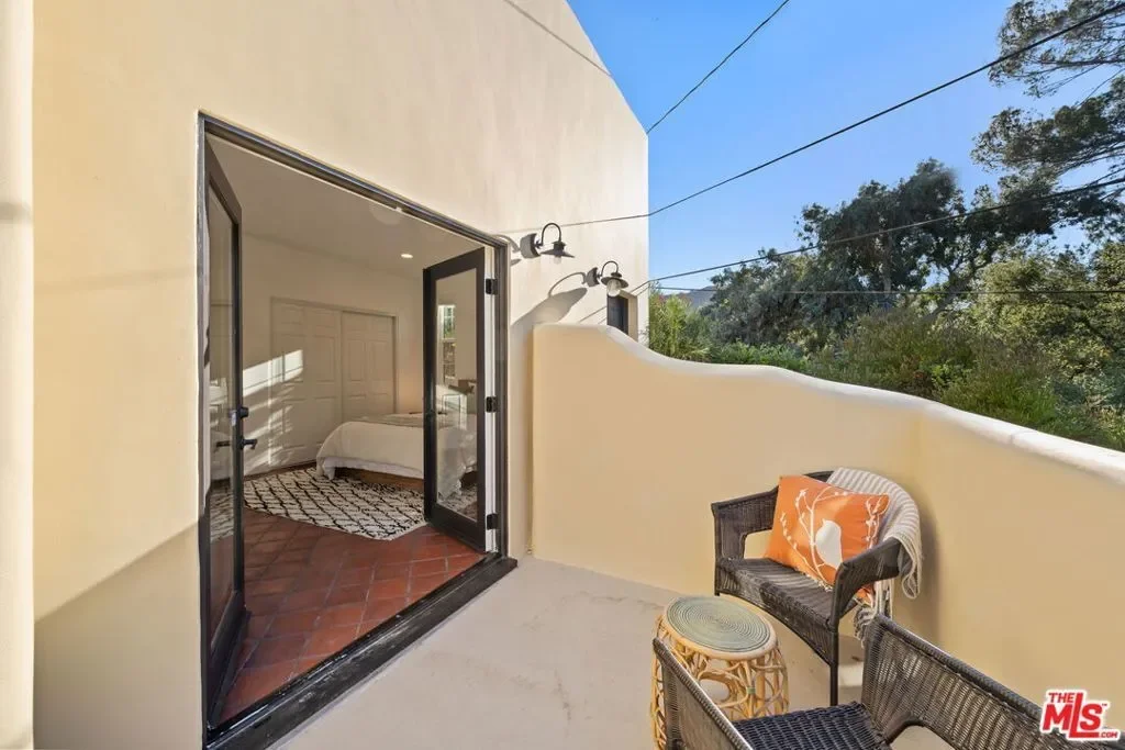 25648 Timpangos Drive, Hidden Hills, California, United States. - Photo 17