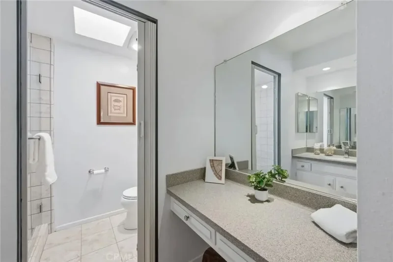 4320 Glencoe Avenue 2, Marina del Rey, California, United States. - Photo 15