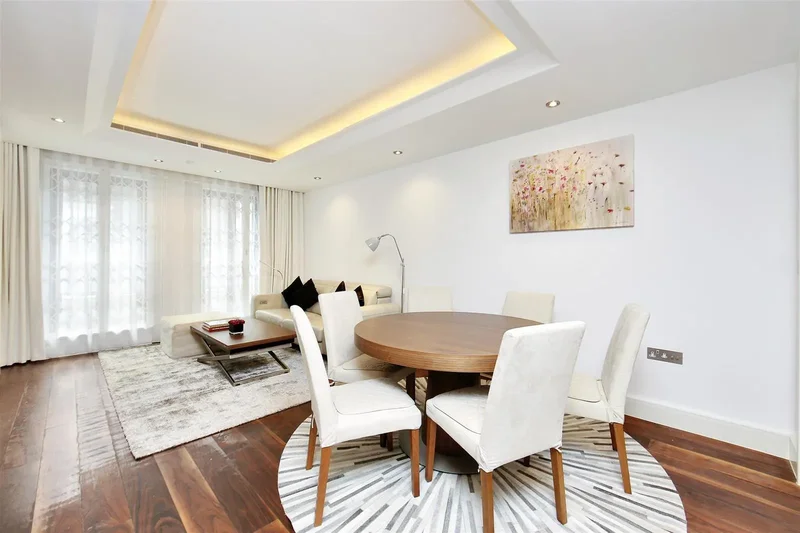 LANCELOT PLACE, London, SW7