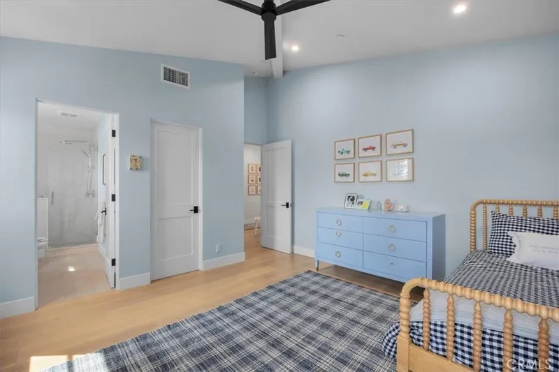 1400 17th Street, Manhattan Beach, CA, 90266, USA, Manhattan Beach, California, United States. - Photo 50