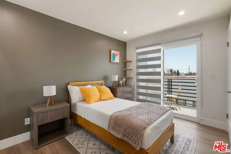1341 N Mariposa Avenue, Los Angeles, California, United States. - Photo 49