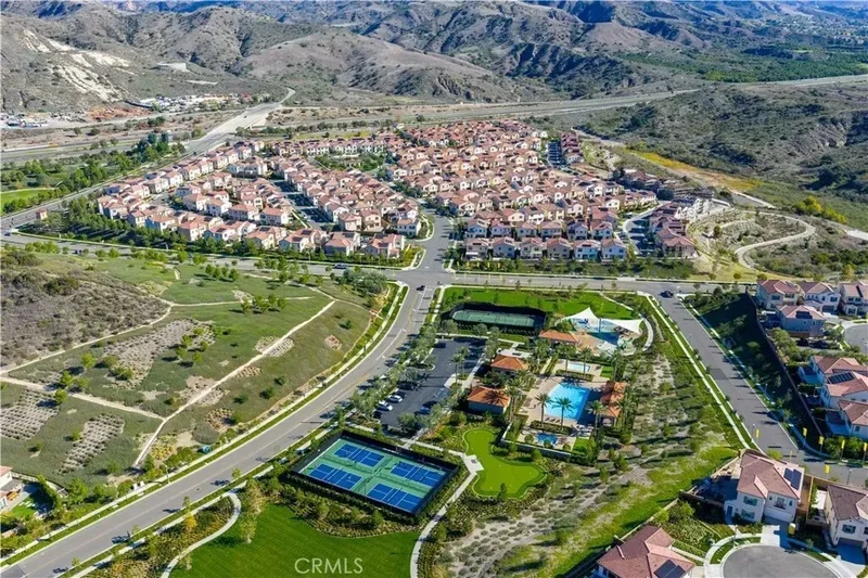 126 Sunnyside, Irvine, California, United States. - Photo 40