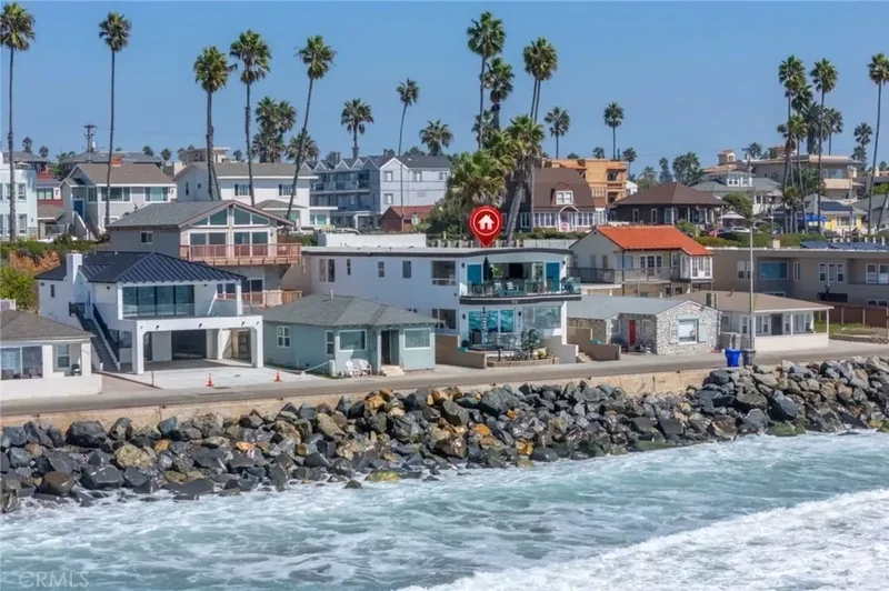 516 S S The Strand, Oceanside, California, United States. - Photo 9
