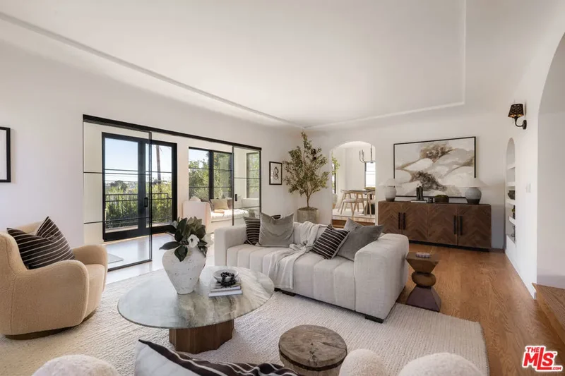 1284 S Orange Drive, Los Angeles, California, United States. - Photo 17