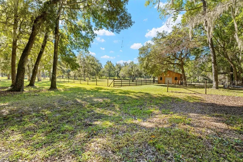 23245 CROOM ROAD, BROOKSVILLE, FL 34601, South Brooksville, Florida, United States. - Photo 18
