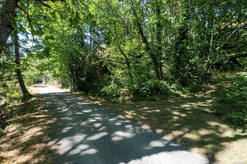 5201 Sooke Rd, Sooke, British Columbia, Canada. - Photo 29