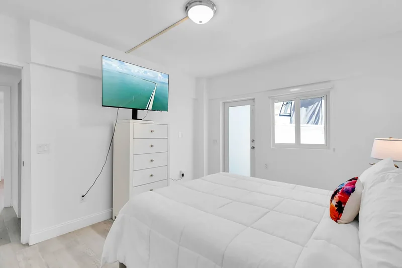 571 8th Street, Key Colony Beach, FL 33050, Key Colony Beach, Florida, United States. - Photo 36