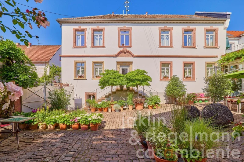 Elegant aparthotel - Historic winegrower's estate meets modern comfort