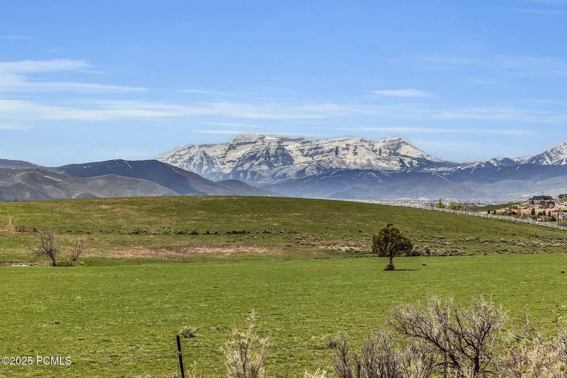 4714 E Lake Creek Road, Heber City, Utah, United States. - Photo 6